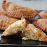 Recette d'empanada aux poireaux et à la crème