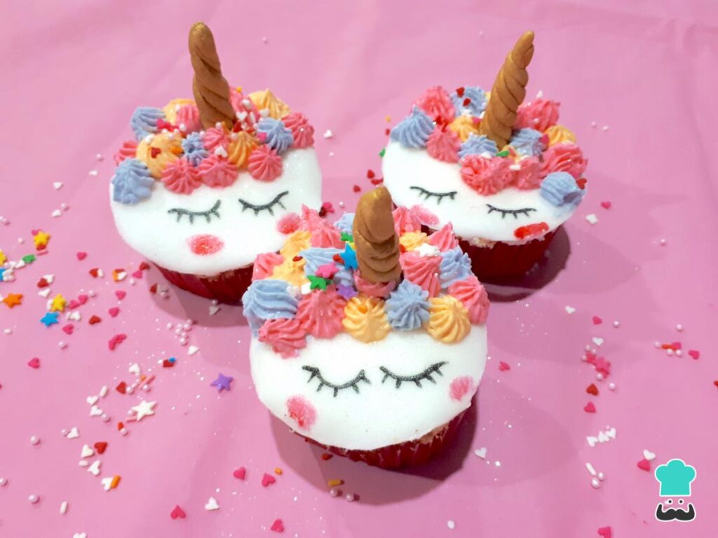 Recette de Cupcakes Licorne avec Fondant