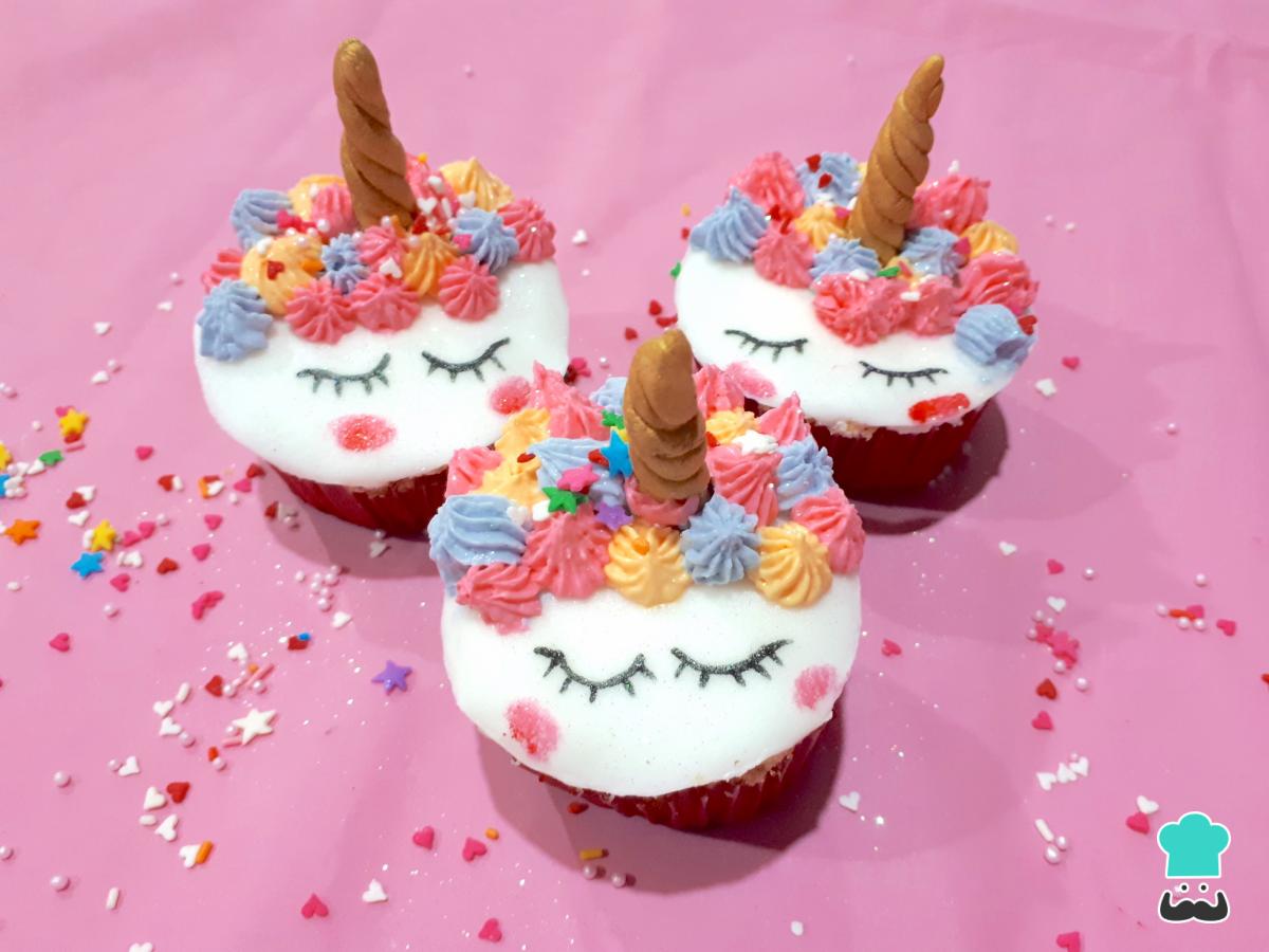 Recette de Cupcakes Licorne avec Fondant