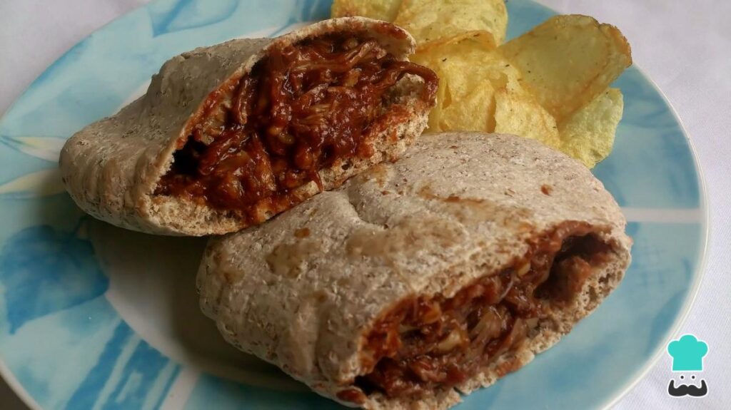 Recette de pain pita farci de viande râpée