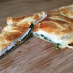 Recette de pâte feuilletée aux épinards, jambon et fromage