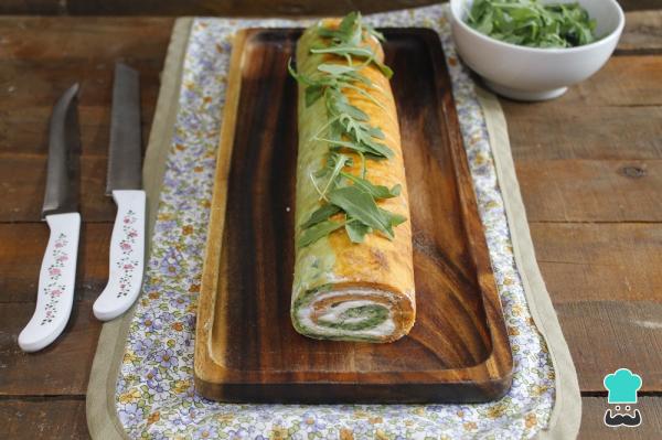 Recette de rouleau de fromage à la crème aux tomates et basilic