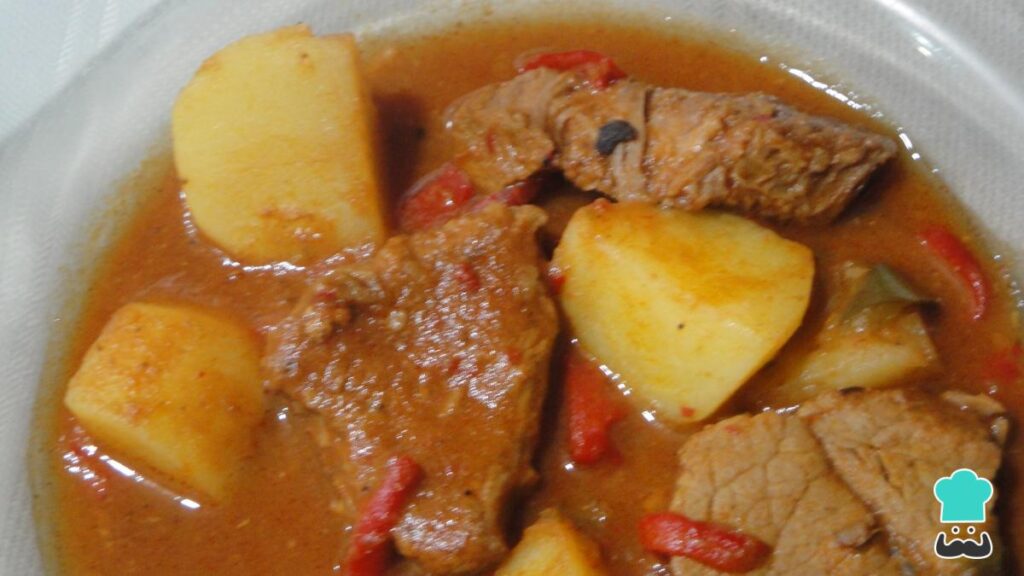 Recette de viande et pommes de terre à la cubaine