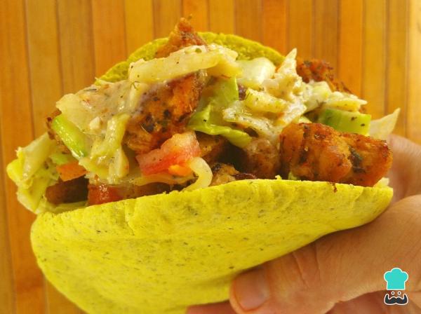 Recette végétalienne de Souvlaki dans du pain pita