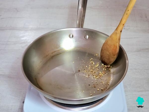 La recette des pâtes cacio e pepe les plus crémeuses est composée de seulement 3 ingrédients et ne contient pas de crème - Étape 5