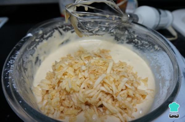 Recette de Gâteau aux pommes et au chocolat - Étape 8