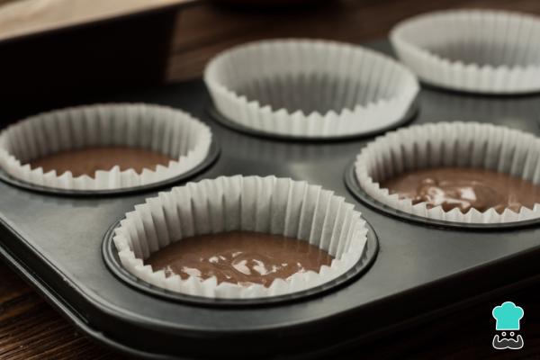Recette de Muffins au chocolat et au yaourt grec - Étape 5