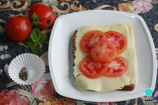Recette de Sandwich aux œufs et à l'avocat - Étape 4