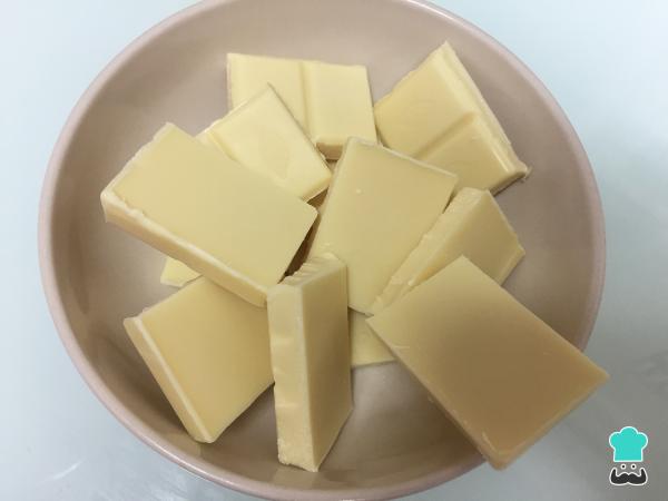 Recette de gâteau recouvert de chocolat blanc - Étape 8