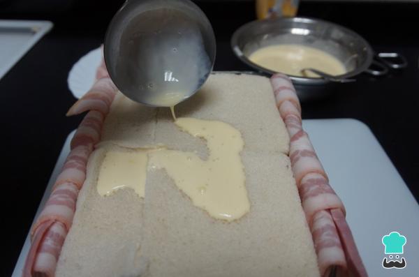 Recette de Gâteau de Pain de Tranche Salé au Four - Étape 6