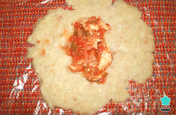 Recette d'empanadas de manioc au poulet - Étape 9