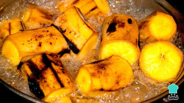 Recette de Tequeños à la banane et au fromage - Étape 1