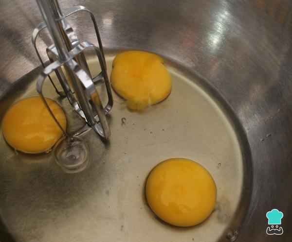 Recette de génoise au fromage salé - Étape 1