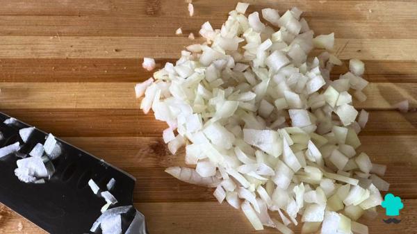 Recette de Filet de Porc au Poivre Vert : juteux et avec une sauce très crémeuse - Étape 3