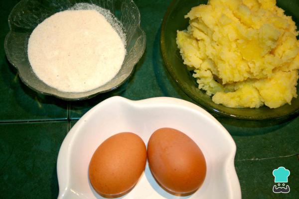Recette d'arepas aux pommes de terre et au fromage - Étape 3