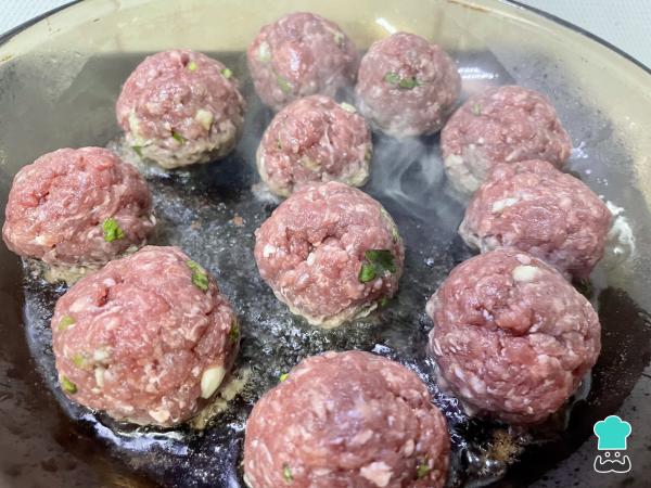 Recette Boulettes de viande à la sauce verte - Étape 3