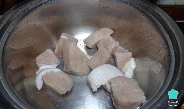 Recette de Brochettes de Porc au Four à l'Ananas - Étape 2