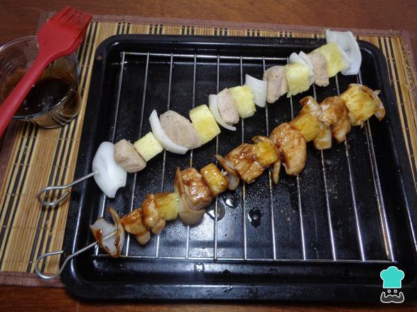 Brochettes de porc au four à l'ananas Recette - Étape 4