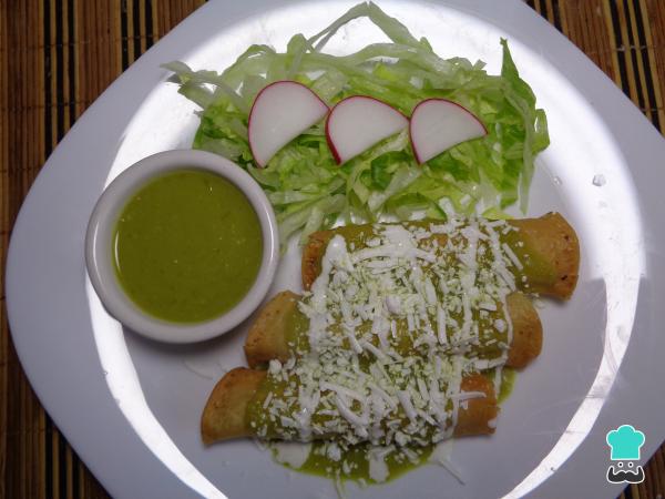Recette de Tacos aux pommes de terre dorées et sauce tomate - Étape 8