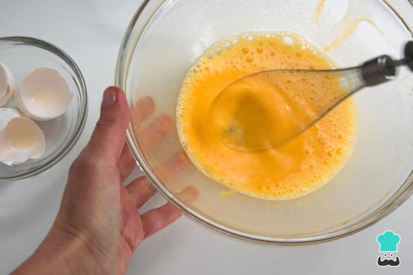 Recette de génoise moelleuse sans yaourt - Étape 1