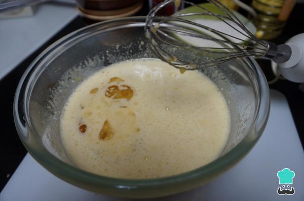 Recette de Cake au yaourt et aux amandes moulues - Étape 3