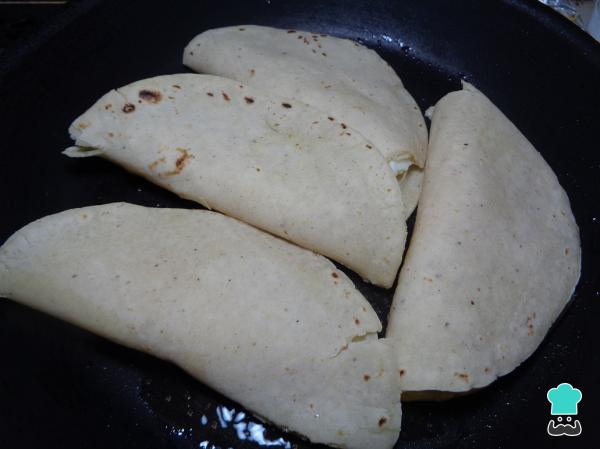 Recette d'Enchiladas vertes suisses au Poblano Chile - Étape 7