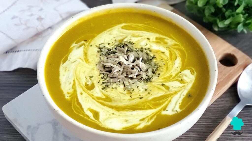 Recette Crème de potiron et courgettes : un plat de saison facile, moelleux et savoureux