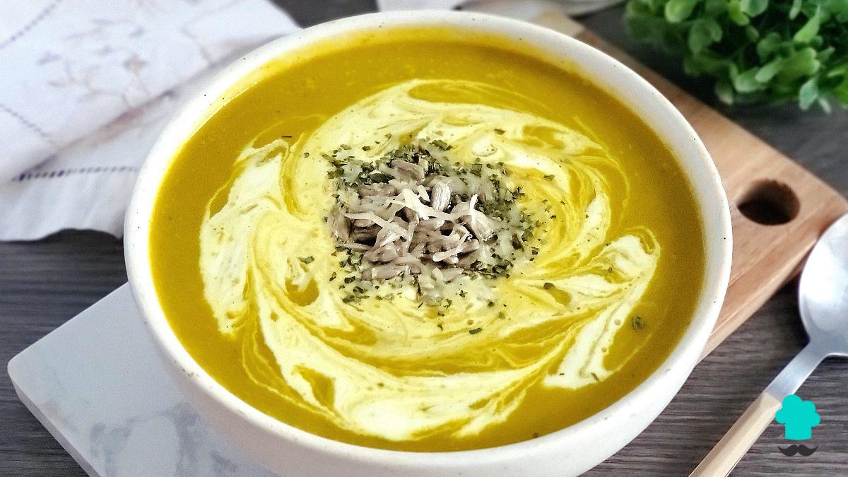 Recette Crème de potiron et courgettes : un plat de saison facile, moelleux et savoureux