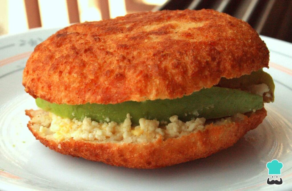 Recette d'arepas de riz à la fécule de maïs