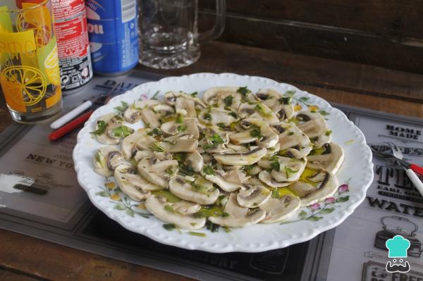 Recette de champignons marinés