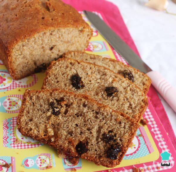 Recette de gâteau aux pommes, cannelle et raisins secs