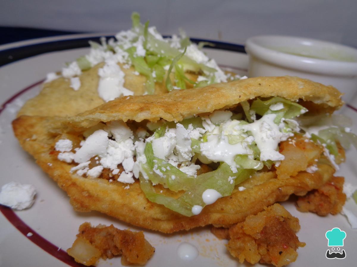 Recette de quesadillas de pommes de terre et de saucisses